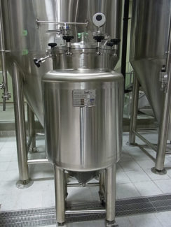 イーストタンク / イースト培養システム